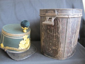 VICTORIAN 106TH BOMBAY LIGHT INFANTRY SHAKO COMPLETE WITH STORAGE TIN image 1
